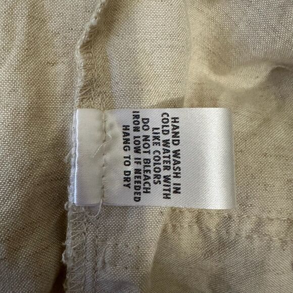 MABLE Linen-Blend Sandy Beaches Smocked Waist Shorts in Natural w Pockets - Picture 8 of 9